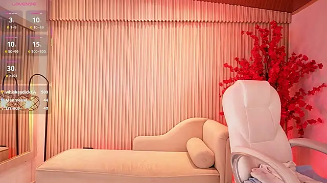 NicoleCrawft online show from 10.31.25