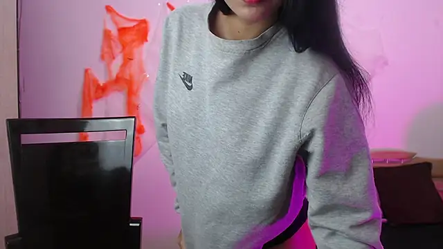 kyra fox  online show from 10.23.25