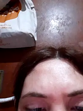 Snapshot of Tudiablita21 chatting on 10.31.25 Tudiablita21 online show from 10.31.25