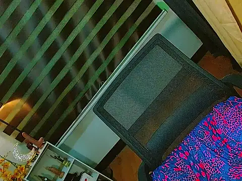 Queen yasii 88 online show from 06.23.26