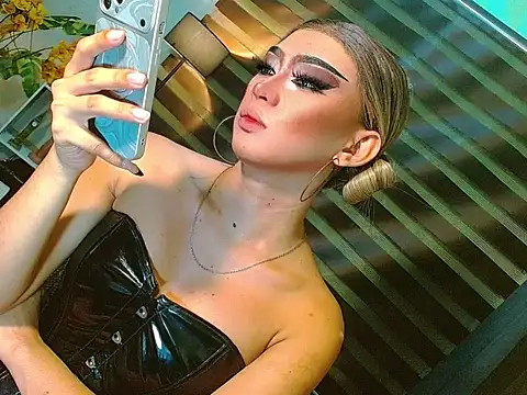 Queen yasii 88 online show from 07.02.26