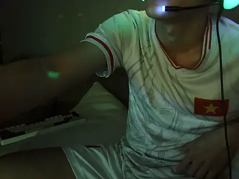 boyhigh1997 online show from 09.23.25