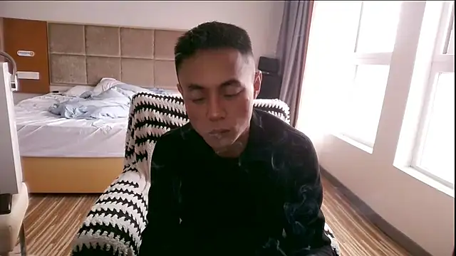 Snapshot of Tsia-Die chatting on 11.20.25 Tsia-Die online show from 11.20.25