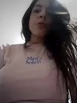 Snapshot of chicalunar24 chatting on 11.15.25 chicalunar24 online show from 11.15.25