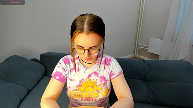 MewStella online show from 05.09.26