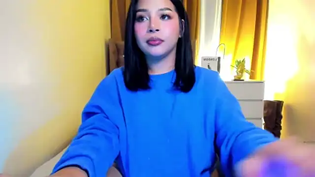 LauraLoove online show from 12.03.25