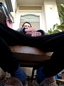 Snapshot of hugecock4u1990 chatting on 11.14.25 hugecock4u1990 online show from 11.14.25