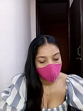Cute Rakhi8 online show from 05.28.26