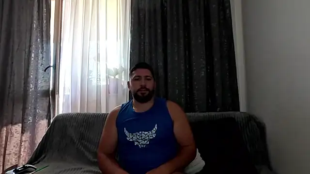 Gold Alpha Boy online show from 09.20.25