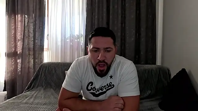 Gold Alpha Boy online show from 10.20.25