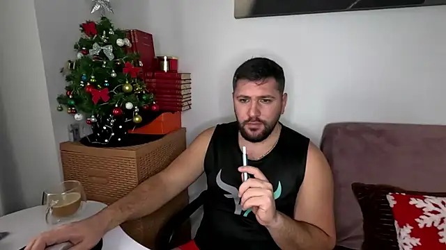 Gold Alpha Boy online show from 12.03.25