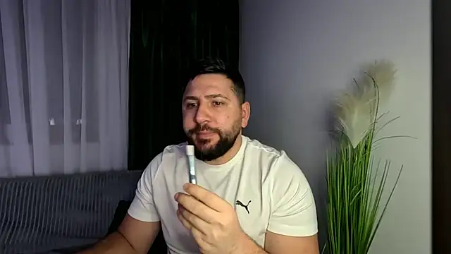 Gold Alpha Boy online show from 02.09.26