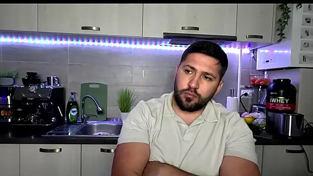 Gold Alpha Boy online show from 06.19.26