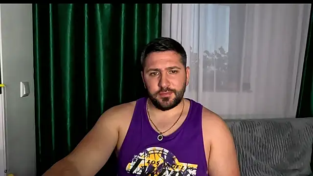 Gold Alpha Boy online show from 06.21.26