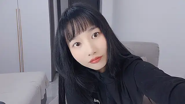 Lisa-3333 online show from 11.10.25