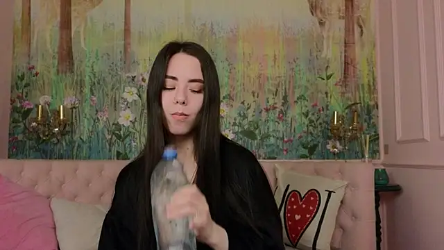 Snapshot of IvoryWood_ chatting on 06.14.26 IvoryWood online show from 06.14.26