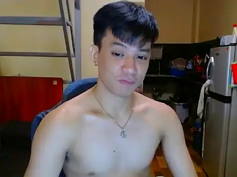 Snapshot of ASIANFULLYLOADEDCUM chatting on 10.15.25 ASIANFULLYLOADEDCUM online show from 10.15.25
