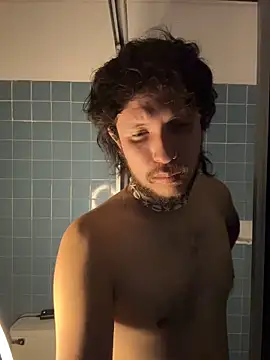 Luxx 14 online show from 12.22.25