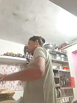 ISHANI-SINGH online show from 11.18.25