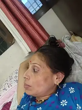ISHANI-SINGH online show from 06.18.26