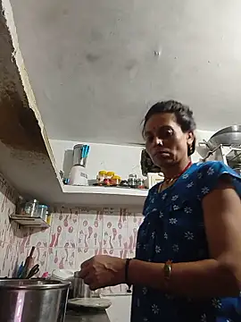 ISHANI-SINGH online show from 06.28.26