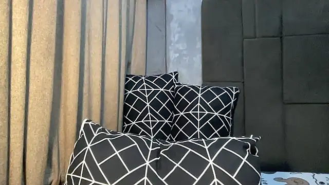 Snapshot of Claudia_Johnson chatting on 09.20.25 Claudia Johnson online show from 09.20.25