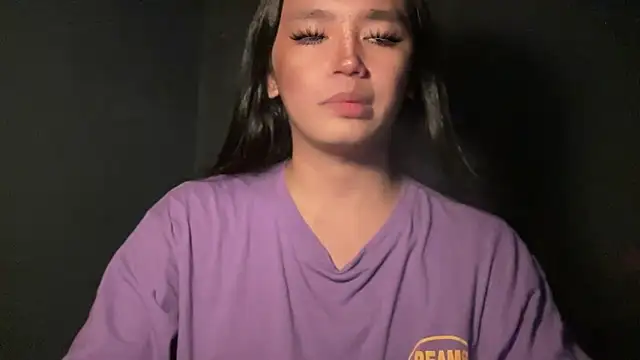 Snapshot of Claudia_Johnson chatting on 10.18.25 Claudia Johnson online show from 10.18.25