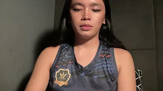 Snapshot of Claudia_Johnson chatting on 10.27.25 Claudia Johnson online show from 10.27.25