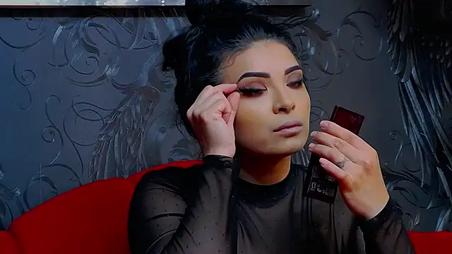 DevashaQueenX online show from 06.19.26