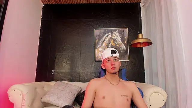 Mathewboy1 online show from 10.05.25