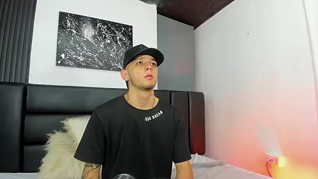 Mathewboy1 online show from 02.17.26