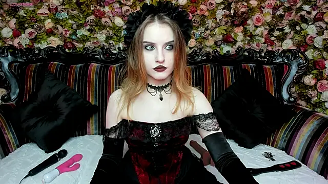 Snapshot of EllieMori chatting on 10.03.25 EllieMori online show from 10.03.25