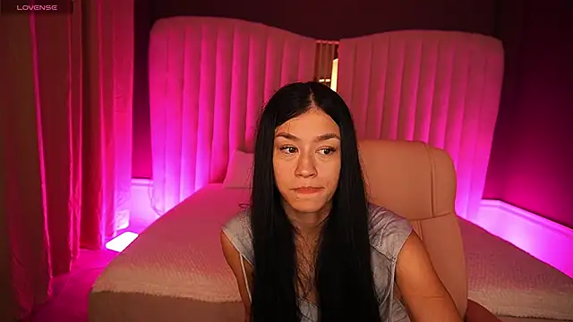 FataleNellie online show from 09.24.25