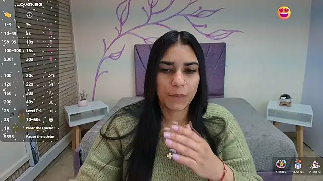 Lia Blake  online show from 12.05.25