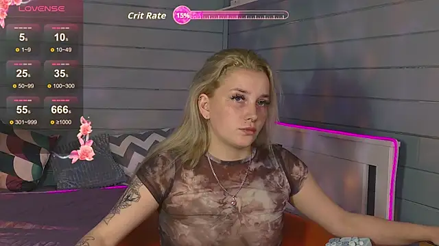 Snapshot of Crystal_Jull chatting on 09.17.25 Crystal Jull online show from 09.17.25