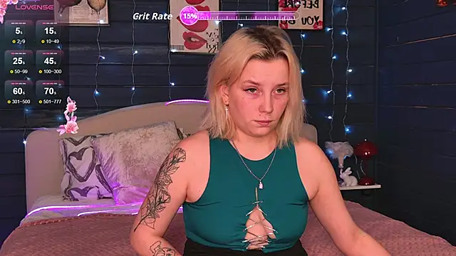 Snapshot of Crystal_Jull chatting on 03.07.26 Crystal Jull online show from 03.07.26