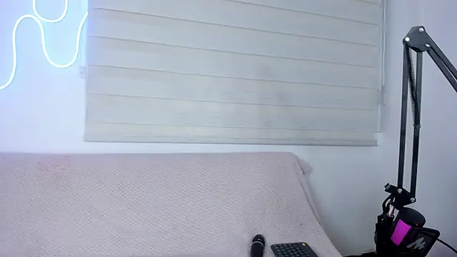 missweetpeach online show from 01.17.26