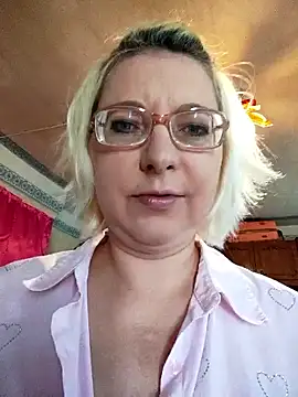 VikaKing online show from 05.28.26