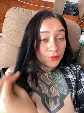 Snapshot of Rouse_07 chatting on 11.20.25 Rouse 07 online show from 11.20.25