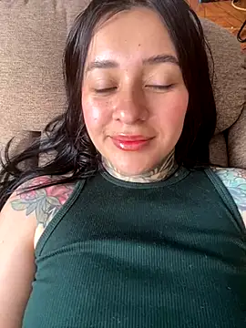 Snapshot of Rouse_07 chatting on 11.27.25 Rouse 07 online show from 11.27.25