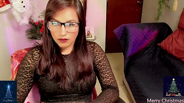 Cameroon-Diaz online show from 12.19.25