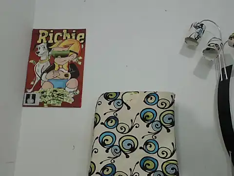 Thomasjons  online show from 10.10.25