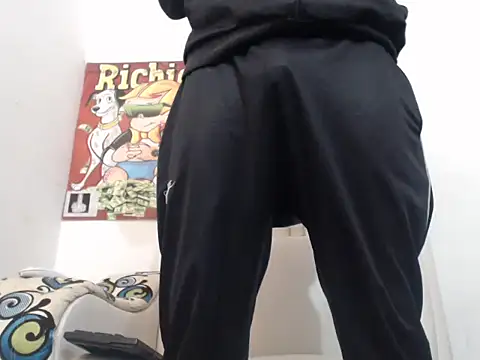 Thomasjons  online show from 10.25.25