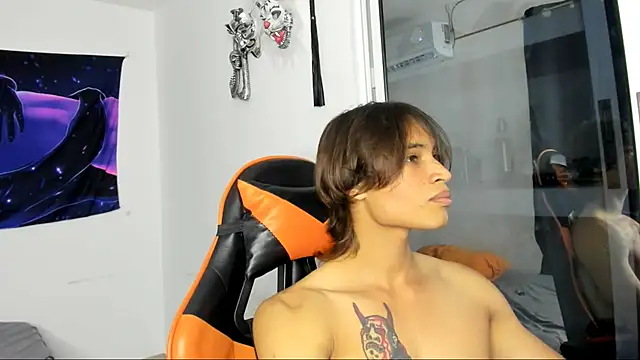 Snapshot of kenshi_roa chatting on 10.08.25 kenshi roa online show from 10.08.25