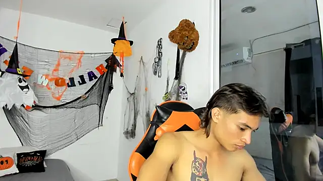 Snapshot of kenshi_roa chatting on 11.09.25 kenshi roa online show from 11.09.25