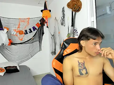 Snapshot of kenshi_roa chatting on 11.11.25 kenshi roa online show from 11.11.25