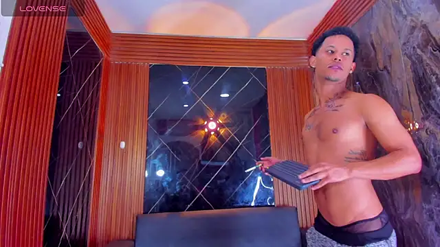 Snapshot of Rick_big chatting on 09.19.25 Rick big online show from 09.19.25