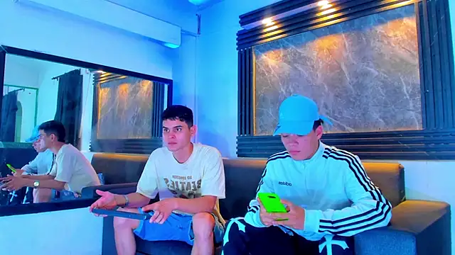 Snapshot of Rick_big chatting on 09.30.25 Rick big online show from 09.30.25