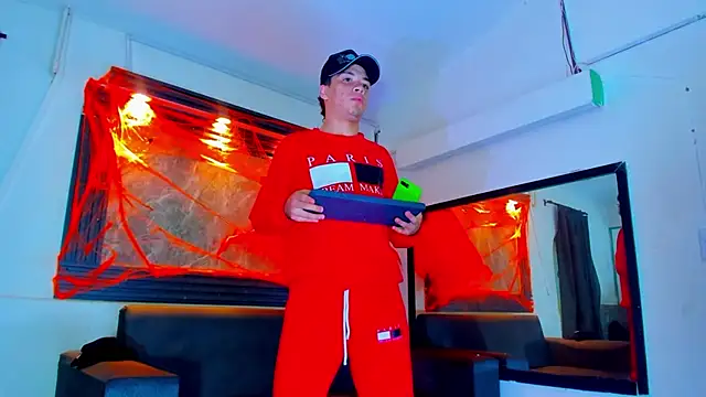 Snapshot of Rick_big chatting on 10.21.25 Rick big online show from 10.21.25