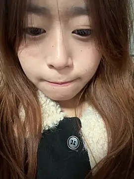 xiaoyan1314 online show from 11.28.25
